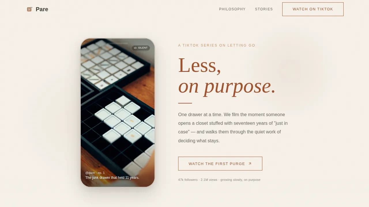 Simplify — Intentional Minimalist Living Landing Page Template