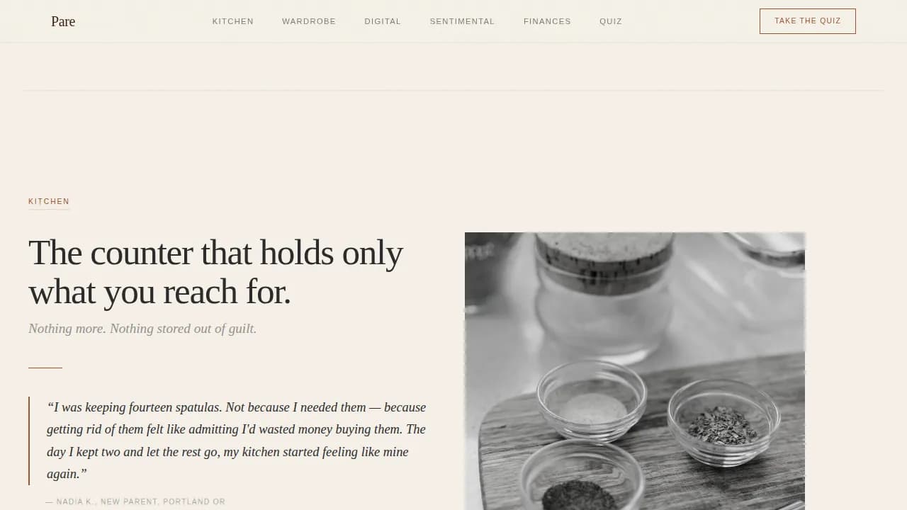 Minimalism & Decluttering Content Professional Website Template