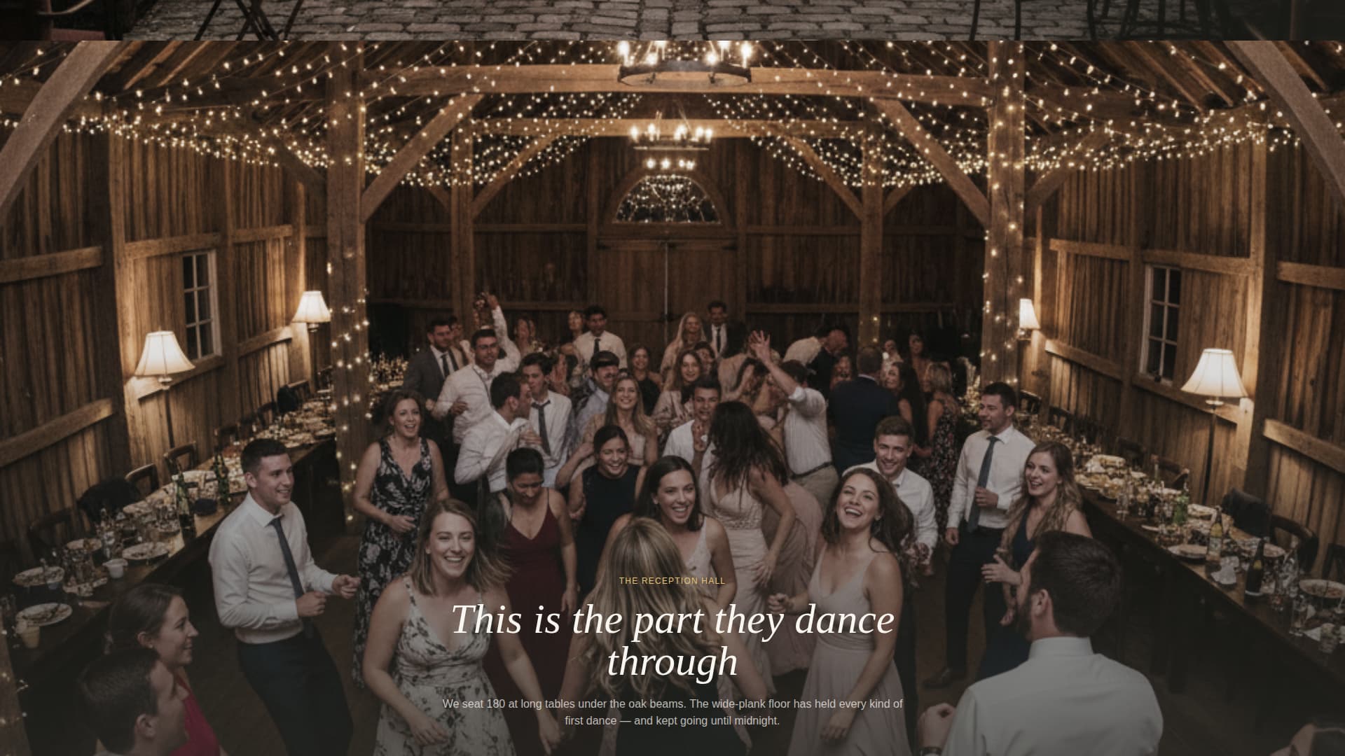 Vows - Enchanting Weddingvenue Landing Page Template