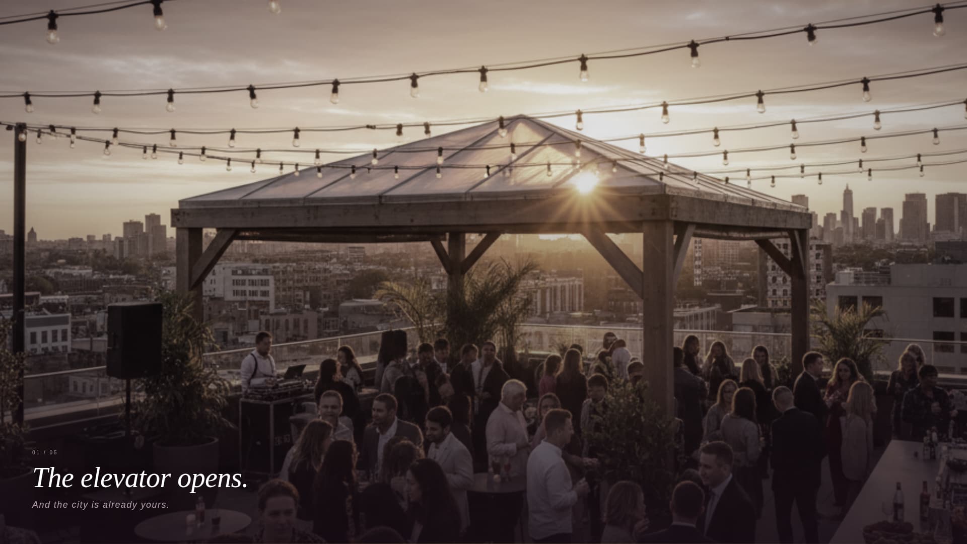 Vow - Breathtaking Rooftopvenue Landing Page Template
